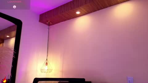 Snapshot of charlotteg18 chatting on 07/17/26, 03:24 Charlote online show from 07/17/26, 03:24