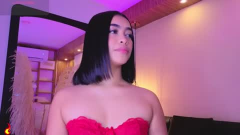 Snapshot of charlotteg18 chatting on 07/22/26, 03:20 Charlote online show from 07/22/26, 03:20