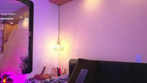 Snapshot of charlotteg18 chatting on 07/24/26, 03:59 Charlote online show from 07/24/26, 03:59