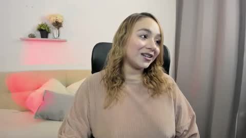 Snapshot of charlottelabouff chatting on 03/10/26, 11:43 Charlotte online show from 03/10/26, 11:43