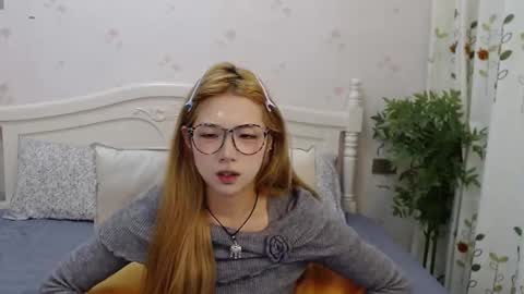 Charlotte online show from 10/20/25, 02:39