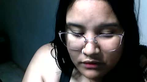 charlottequeen_21 online show from 05/03/26, 03:01