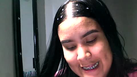 charlottequeen_21 online show from 06/17/26, 07:26
