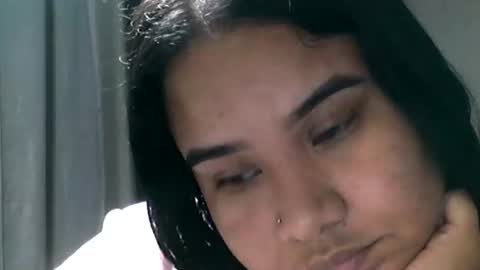 charlottequeen_21 online show from 07/05/26, 02:40
