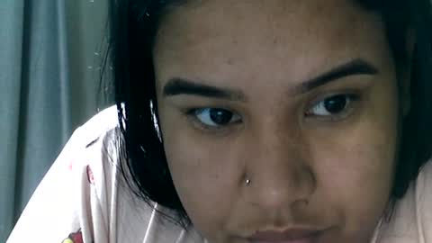 charlottequeen_21 online show from 07/05/26, 01:18