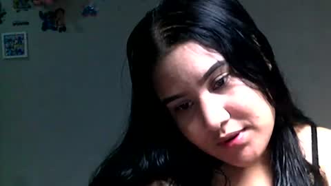 charlottequeen_21 online show from 07/08/26, 06:56