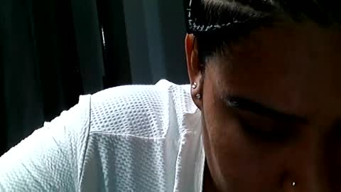 charlottequeen_21 online show from 07/17/26, 01:34
