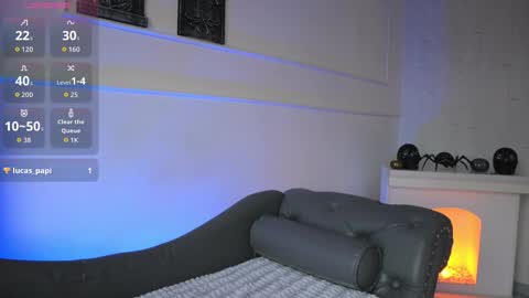 Lauren Rus online show from 10/14/25, 02:18