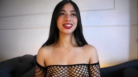 Snapshot of charlotterusso chatting on 06/02/26, 12:40 Lauren Rus online show from 06/02/26, 12:40