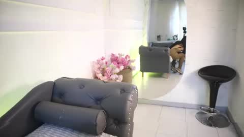 Snapshot of charlotterusso chatting on 06/23/26, 12:36 Lauren Rus online show from 06/23/26, 12:36