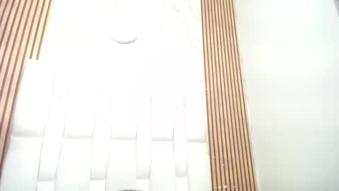 Charlotte  Schmidt online show from 11/19/25, 11:32