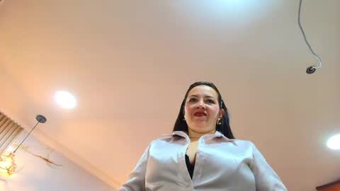 Charlotte  Schmidt online show from 05/05/26, 11:40