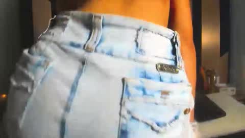 Snapshot of charlottesexrs chatting on 03/11/26, 01:44 charlottesexrs online show from 03/11/26, 01:44