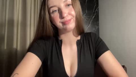 Snapshot of charlottexgold chatting on 03/12/26, 04:46 CharlotteXGold online show from 03/12/26, 04:46