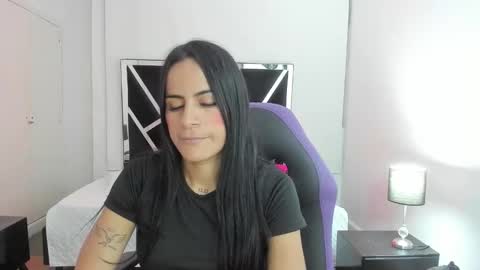    online show from 09/25/25, 07:17