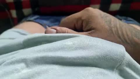 Snapshot of charly2289 chatting on 11/21/25, 01:21 Parcero online show from 11/21/25, 01:21