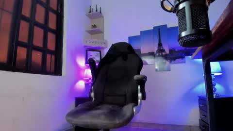 charly online show from 05/29/26, 03:10