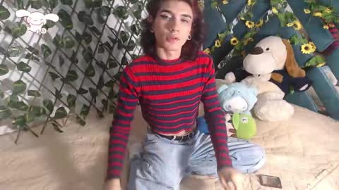 charly_evans60 online show from 03/11/25, 11:37