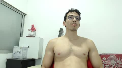 Snapshot of charlydeann chatting on 06/08/26, 04:07 online show from 06/08/26, 04:07