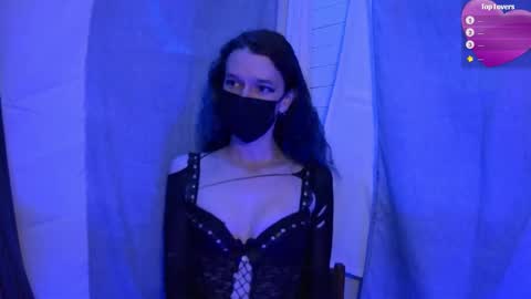 Snapshot of charlydestroyer chatting on 12/03/24, 02:47 charly dest online show from 12/03/24, 02:47