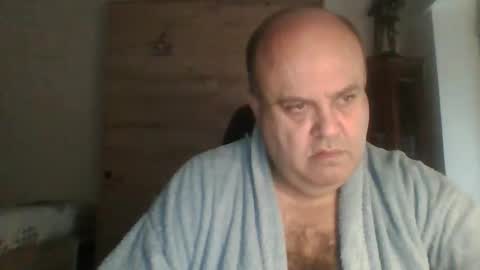 Snapshot of charlypalgar chatting on 12/19/25, 09:05 charly online show from 12/19/25, 09:05