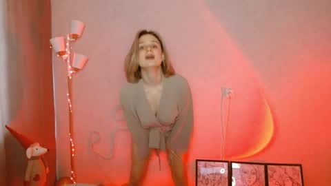 Snapshot of charming_beauty chatting on 01/19/25, 03:39 Michelle online show from 01/19/25, 03:39