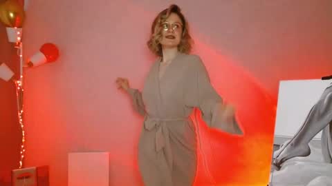 Snapshot of charming_beauty chatting on 02/27/25, 03:14 Michelle online show from 02/27/25, 03:14