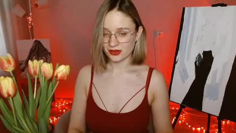 Snapshot of charming_beauty chatting on 03/10/25, 06:05 Michelle online show from 03/10/25, 06:05