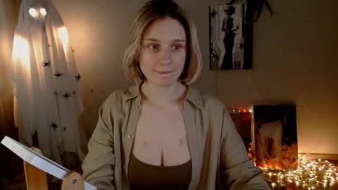 Snapshot of charming_beauty chatting on 11/03/25, 05:09 Michelle online show from 11/03/25, 05:09