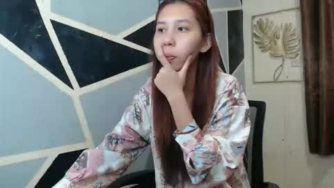 Snapshot of charming_lexi chatting on 10/12/25, 02:27 Charm online show from 10/12/25, 02:27