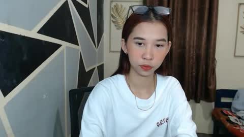 Snapshot of charming_lexi chatting on 10/25/25, 03:29 Charm online show from 10/25/25, 03:29