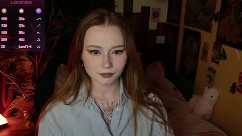 Snapshot of charming_lilly chatting on 02/03/25, 10:14 Lissa online show from 02/03/25, 10:14