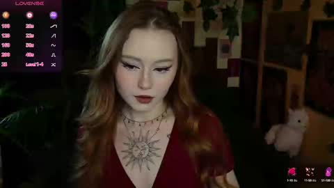 Snapshot of charming_lilly chatting on 02/13/25, 07:56 Lissa online show from 02/13/25, 07:56