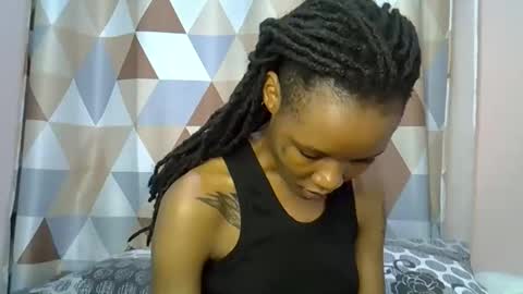 Snapshot of charmingdime chatting on 05/21/26, 06:15 charmingdime online show from 05/21/26, 06:15