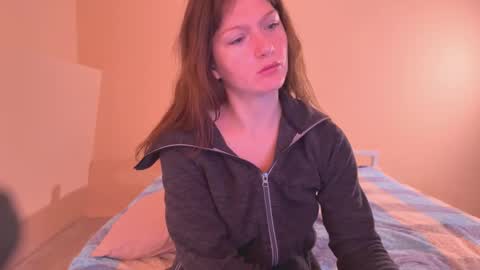 Snapshot of charmingkatie chatting on 11/21/25, 10:25 katie online show from 11/21/25, 10:25