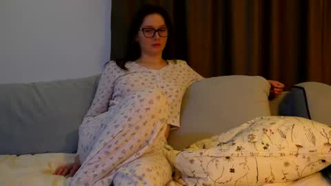 katie online show from 02/06/26, 04:43