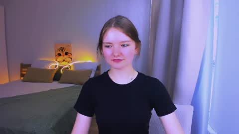 Snapshot of charminglookeva chatting on 06/22/26, 11:18 Im Eva online show from 06/22/26, 11:18