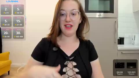 Snapshot of charmygrace chatting on 07/20/26, 11:01 Grace online show from 07/20/26, 11:01
