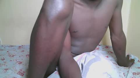 charmzboy online show from 10/13/25, 09:04