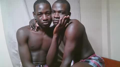 charmzboy online show from 11/06/25, 02:29