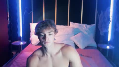 Chase online show from 09/21/25, 10:28