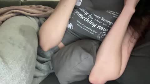 Vicky online show from 03/18/26, 07:39