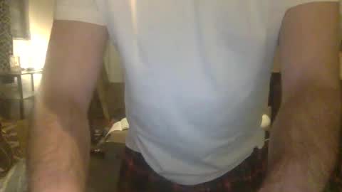 Snapshot of chastityfagsub chatting on 01/26/25, 03:06 Chastity Fag CJ online show from 01/26/25, 03:06