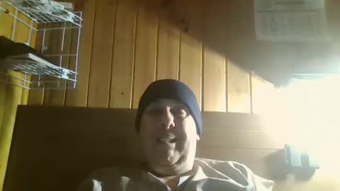 Snapshot of chat25cl chatting on 11/23/25, 02:22 chat25cl online show from 11/23/25, 02:22