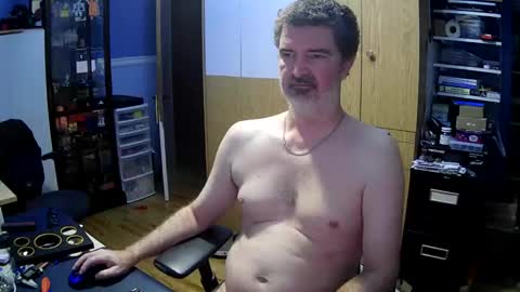 wanaBeYourToy online show from 10/29/25, 10:39