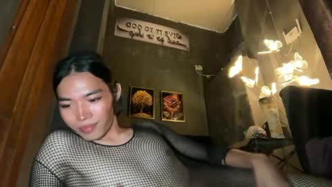 Snapshot of chatie_papi chatting on 04/25/26, 01:41 PAPI BEBE online show from 04/25/26, 01:41