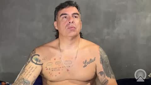 Snapshot of chato012 chatting on 04/17/26, 12:02 chato012 online show from 04/17/26, 12:02