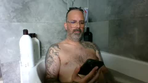 Snapshot of chatryguy chatting on 07/17/26, 03:50 chatryguy online show from 07/17/26, 03:50