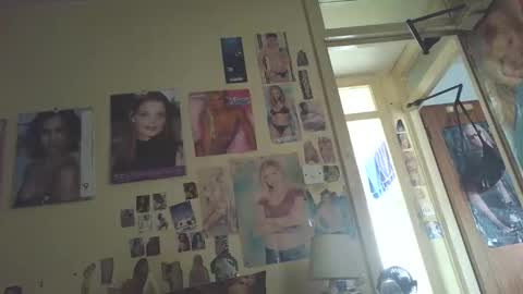 lee online show from 09/19/25, 12:06