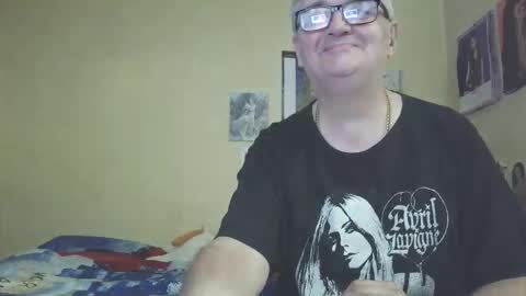 lee online show from 10/07/25, 06:49